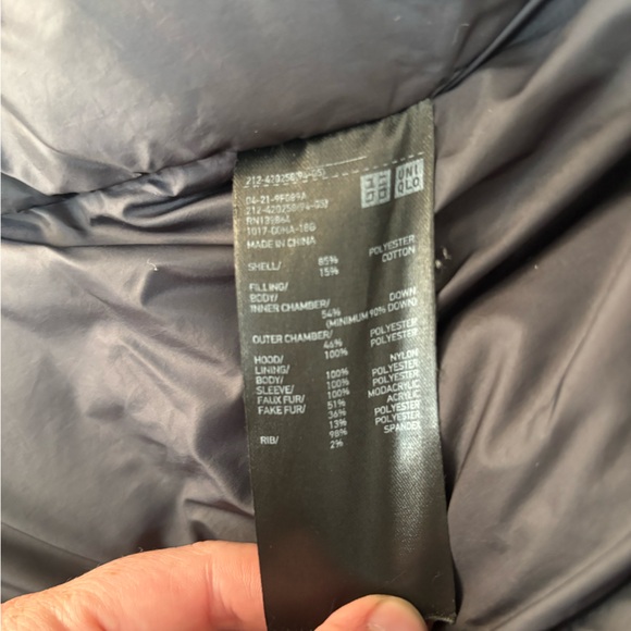 Uniqlo Down Coat - Picture 7 of 9